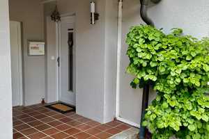 Geräumiges, günstiges und modernisiertes 6-Raum-Einfamilienhaus mit lux. Innenausstattung und EBK – Ringstraße 25, 82285 Fürstenfeldbruck (Kreis) – Vorschaubild 7