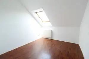 Zwei Ebenen, viele Möglichkeiten – Maisonette mit Entwicklungschance in Mönchengladbach-Holt – Mönchengladbach – Vorschaubild 5