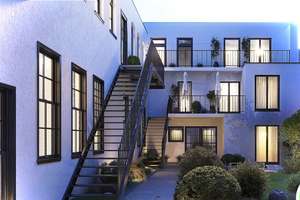 Erstbezug nach Kernsanierung + Hinterhaus + Terrasse + EBK + Parkett