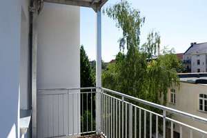 Sanierte Hochparterrewohnung mit 2 Zimmern, moderner Einbauküche und Balkon in Altlindenau – Queckstraße 15, 4177 Altlindenau, Leipzig – Vorschaubild 4