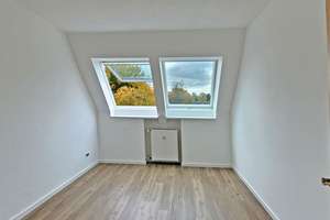 Reinfeld - attraktives Mehrfamilienhaus (9 WE) in zentraler Lage direkt am Herrenteich – Die vollständige Adresse der Immobilie erhältst du vom Anbieter., 23858 Reinfeld (Holstein) – Vorschaubild 23