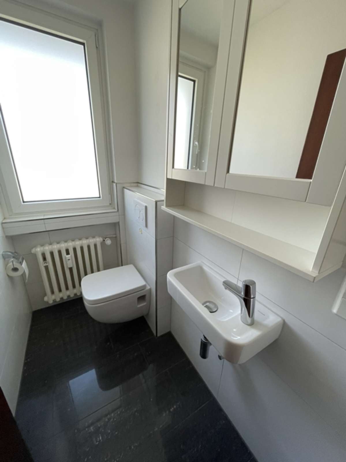 Repräsentatives Zweifamilienhaus mit großem Grundstück in begehrter Lage von Bovenden