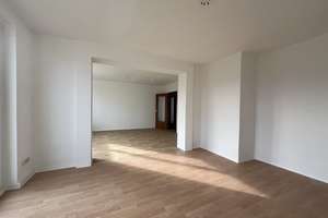 5-Zimmer-Wohnung plus Hauswirtschaftsraum auf 122 qm – Carl-von-Ossietzky-Straße 135, 9127 Gablenz, Chemnitz – Vorschaubild 7