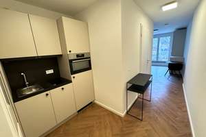 Direkt an der Spree und dem Holzmarkt - möbliert mit EBK! – Krautstraße 29a, 10243 Friedrichshain, Berlin – Vorschaubild 1