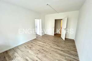 Wunderschöne 4 - Raumwohnung in Top Lage mit Einbauküche und Balkon – Fröbelstraße 134, 39110 Stadtfeld West, Magdeburg – Vorschaubild 3