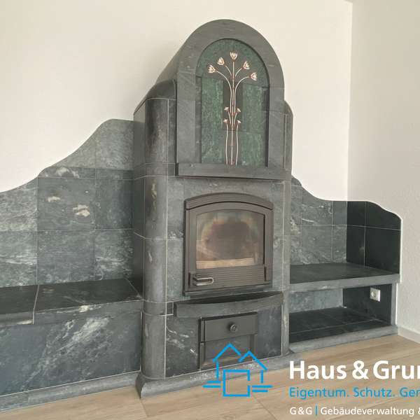 *** schönes Mittelreihenhaus mit Wintergarten - Garten u. Garage - in verkehrsberuhigter Lage **