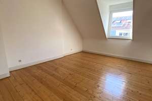Helle, ruhige und gemütliche 2 ZKB Dachgeschoßwohnung in MA-Schwetzinger Vorstadt – Die vollständige Adresse der Immobilie erhältst du vom Anbieter., 68165 Schwetzingerstadt/Oststadt, Mannheim – Vorschaubild 2