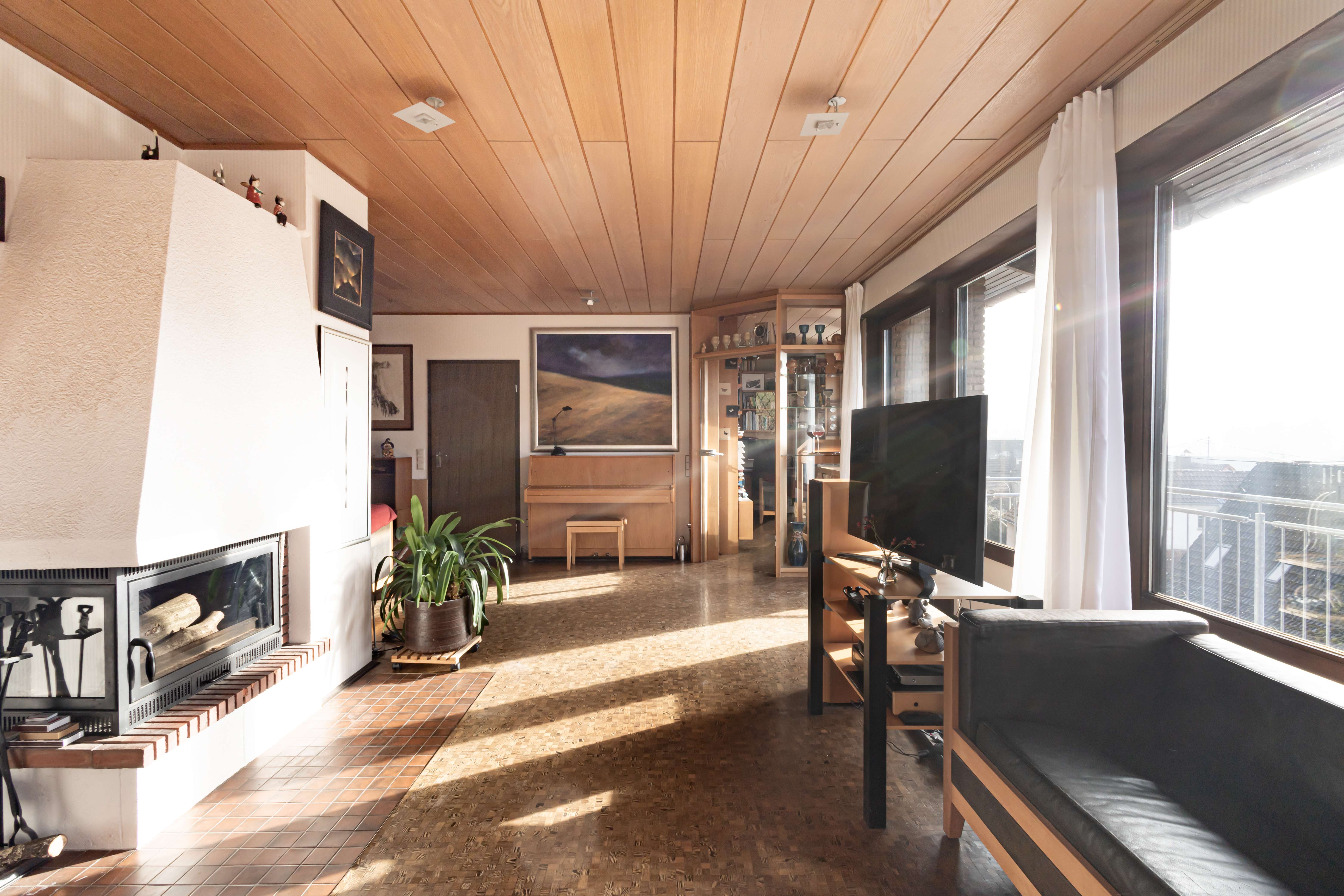 Immobilie in Münchweiler am Klingbach - Energetisch aufgewertetes Haus am Waldrand-Südhanglage - Bild 0