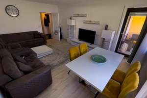 Exklusive 3 ZKB mit 76 m², EBK, Balkon, Stellplatz und TG in Inningen! – Ziegeleistraße 22A, 86199 Inningen, Augsburg – Vorschaubild 2