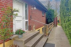Solides Einfamilienhaus auf großem Erbbaugrundstück – Die vollständige Adresse der Immobilie erhältst du vom Anbieter., 22547 Lurup, Hamburg – Vorschaubild 8