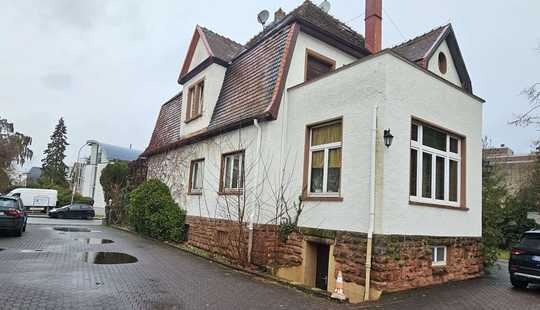 Bild von Bodenrichtwert 1,4 Mio. - Wohnhaus mit vermieteter Gewerbefläche