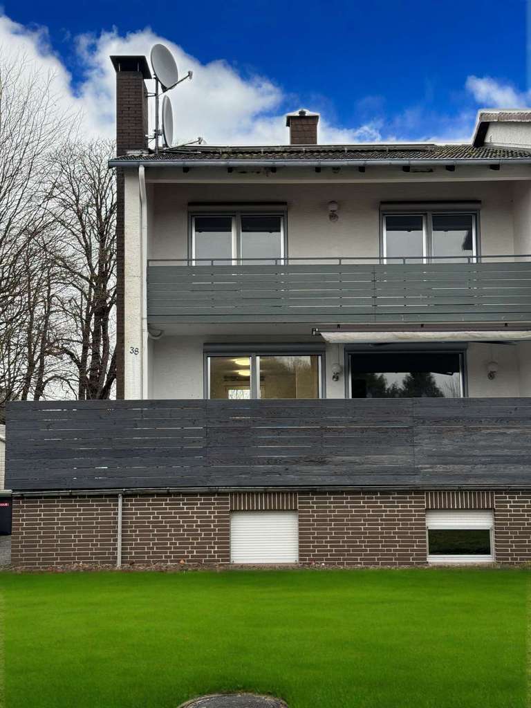 Immobilie in Emmerthal - Doppelhaushälfte mit schönem Grundstück in Ohr - Bild 3