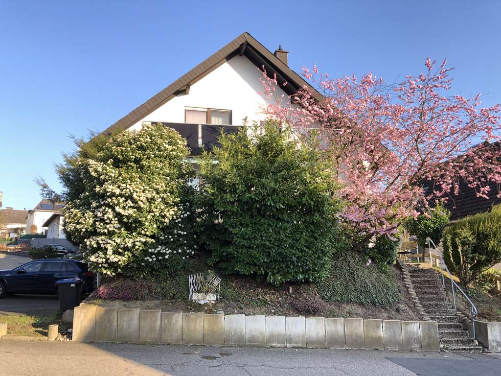 Immobilie in Vallendar - Einfamilienhaus mit ELW in Top Lage mit Weitsicht - Bild 1