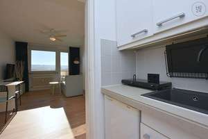 Modern möbliertes Apartment mit Balkon und Traumblick in Stuttgart West – Die vollständige Adresse der Immobilie erhältst du vom Anbieter., 70174 Universität, Stuttgart – Vorschaubild 3