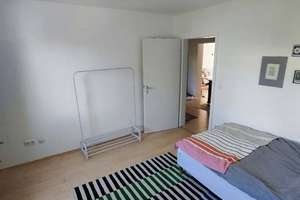 Stilvoll modernisiert: 3-Zimmer-Wohnung in Milbertshofen mit Blick auf den Olympiaturm – Neustifter Straße 35, 80807 Milbertshofen, München – Vorschaubild 14