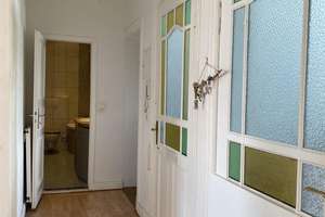 Sofortbezug! Helle 5-Zimmer-Altbauwohnung m. Balkon über den Dächern von Kiel zu kaufen. – Die vollständige Adresse der Immobilie erhältst du vom Anbieter., 24114 Südfriedhof, Kiel – Vorschaubild 19