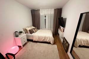 Terrassenwohnung im Grünen - 4 Zimmer mit Einbauküche, modernes Bad, Gäste-WC, Balkon, HWR – Berndorffstraße 6, 50968 Bayenthal, Köln – Vorschaubild 7