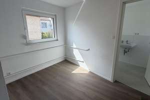 renoviertes Haus 4 Zimmer Küche Bad mit Hof und Garage Worms Abenheim – Saalgasse 2, 67550 Abenheim, Worms – Vorschaubild 11