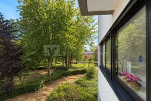 RAUM FÜR DAS BESONDERE – Wohnen mit Spa, Pool & Privatsphäre! – Die vollständige Adresse der Immobilie erhältst du vom Anbieter., 53117 Bonn-Castell, Bonn – Vorschaubild 3