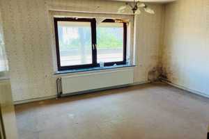 Emmerke - sanierungsbedürftige Doppelhaushälfte mit Hinterhaus, Garage und Garten – Giesener Straße 11, 31180 Hildesheim (Kreis) – Vorschaubild 5