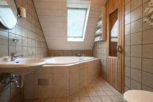 EINFAMILIENHAUS IN GARBSEN-BERENBOSTEL – Die vollständige Adresse der Immobilie erhältst du vom Anbieter., 30827 Garbsen – Vorschaubild 9