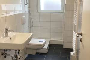So macht wohnen Spaß: individuelle 2-Zimmer-Wohnung – Karlsruher Str. 22, 23568 Schlutup, Lübeck – Vorschaubild 3