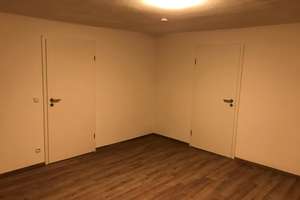 Geräumiges, saniertes 10-Raum-Haus mit gehobener Innenausstattung und EBK in Holzgerlingen – Die vollständige Adresse der Immobilie erhältst du vom Anbieter., 71088 Holzgerlingen – Vorschaubild 5