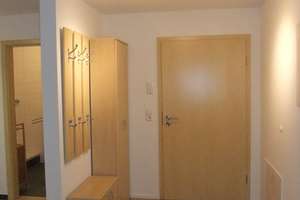 möblierte 2-Zimmer-Einliegerwohnung in zentraler Lage in Böblingen – Am Käppele 27, 71032 Böblingen – Vorschaubild 3
