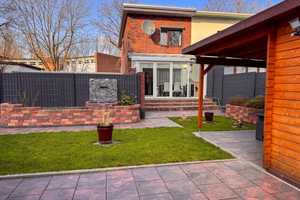 Perfektes Familien Reihenendhaus mit Wintergarten, Gartenhütte & Garage sowie Gäste WC – Bremen – Vorschaubild 1