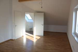 Hochwertige  DHH mit 160m² WF, inkl. Einbauküche und Kaminofen, keine Käuferprov. – Stumpfenbacher Straße 41b, 85250 Altomünster – Vorschaubild 15