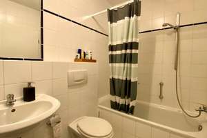 TOP LAGE VERMIETETE  1,5 ZIMMER WOHNUNG 1.OG OHNE AUFZUG ERBPACHT TIEFGARAGE SEPARAT – 40597 Benrath, Düsseldorf – Vorschaubild 6