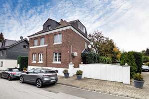 Großzügiges, gepflegtes Stadthaus in gefragter Lage Duisburg-Baerl – Die vollständige Adresse der Immobilie erhältst du vom Anbieter., 47199 Baerl, Duisburg – Vorschaubild 2