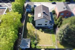 Familienfreundliches Traumhaus – mit Garten, Terrasse, zwei Garagen und viel Stauraum im Keller – Rhein-Erft-Kreis – Vorschaubild 2