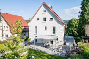 Ein Haus mit Liebe in jedem Detail - modernes und heimeliges Wohnen trifft auf höchste Qualität! – Die vollständige Adresse der Immobilie erhältst du vom Anbieter., 79725 Laufenburg (Baden) – Vorschaubild 2