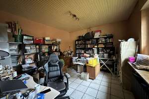 2-Familienhaus mit großem Grundstück und Nebengebäuden, bester Verkehrsanbindung und viel Potential – Krefelder Str. 301, 47877 Willich – Vorschaubild 11