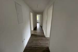 Schöne, große 3-Zimmer-Dachgeschoss-Wohnung im Nordviertel in direkter Uni-Nähe – Berthold-Beitz-Boulevard 581, 45141 Altenessen-Süd, Essen – Vorschaubild 6