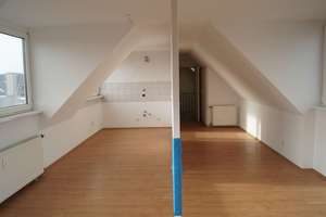 Bachstraße 1, schöne Wohnung 1 ZKB im 6.OG – Die vollständige Adresse der Immobilie erhältst du vom Anbieter., 41239 Schmölderpark, Mönchengladbach – Vorschaubild 2