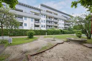 Charmante Dachgeschosswohnung mit sonniger Dachterrasse in gepflegter Wohnanlage – Die vollständige Adresse der Immobilie erhältst du vom Anbieter., 81829 Messestadt Riem, München – Vorschaubild 10