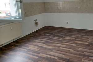 Kompakte und schöne Wohnung in der Kraftwerksiedlung – Brüder-Lang-Straße 16, 6749 Bitterfeld-Wolfen – Vorschaubild 2