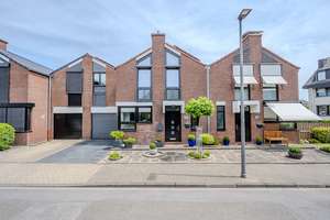 Ihr Zuhause in Hüls – stilvoll modernisiert, gepflegt und sofort bezugsbereit mit PV und Wallbox – Die vollständige Adresse der Immobilie erhältst du vom Anbieter., 47839 Hüls, Krefeld – Vorschaubild 37