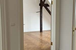 Attraktive 3-Zimmer Dachgeschosswohnung mit Balkon in Schöneberg – Monumentenstraße 13, 10829 Schöneberg, Berlin – Vorschaubild 13