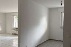 Zentrale 3,5-Zimmer Wohnung mit Stellplatz in Bottrop – Kirchhellener Straße 42, 46236 Stadtmitte, Bottrop – Vorschaubild 2