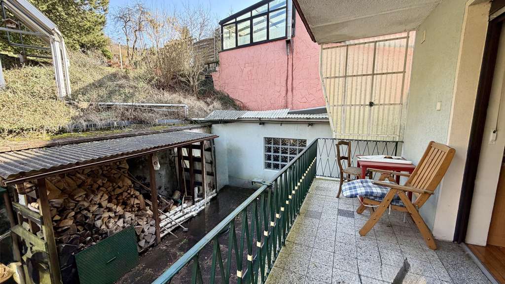 Immobilie in Ottweiler - Freistehendes Einfamilienhaus mit großem Garten und viel Potenzial in Ottweiler! - Bild 3