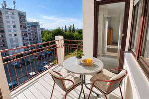 Helle 2,5-Zimmer-Wohnung mit Balkon, Tiefgarage und Nähe zum Flückigersee – Freiburg-Betzenhausen – 79106 Stühlinger-Eschholz, Freiburg im Breisgau – Vorschaubild 4