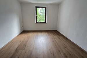 Frisch saniert: 3 Zimmer und Balkon und Garten in Essen-Kupferdreh – Hinsbecker Löh 3, 45257 Kupferdreh, Essen – Vorschaubild 9
