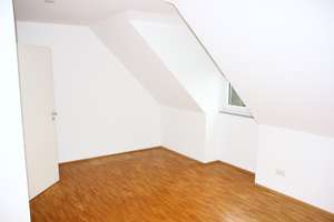 Reihenendhaus in ruhiger Lage (Spielstraße) – Die vollständige Adresse der Immobilie erhältst du vom Anbieter., 55129 Hechtsheim, Mainz – Vorschaubild 12