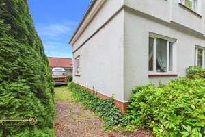 Bremen – Blumenthal • Großes Einfamilienhaus in ruhiger Lage mit gepflegtem Garten – Die vollständige Adresse der Immobilie erhältst du vom Anbieter., 28779 Blumenthal (Ortsteil), Bremen – Vorschaubild 30