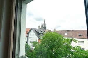 Top Lage:  2-Zimmer-DG-Wohnung mitten in Ulm