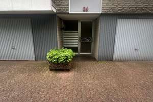 Ausblick inklusive ! Wunderschöne vermietete 2 Zimmer Wohnung mit Balkon – Hagerweg 36, 47798 Stadtmitte, Krefeld – Vorschaubild 4