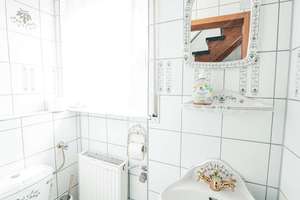 Einfamilienhaus mit großem Garten am Weinberg in unverbaubarer Aussichtslage – Die vollständige Adresse der Immobilie erhältst du vom Anbieter., 70378 Steinhaldenfeld, Stuttgart – Vorschaubild 29